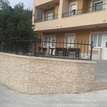 Apartamento Ferdo 2 Makarska Exterior foto