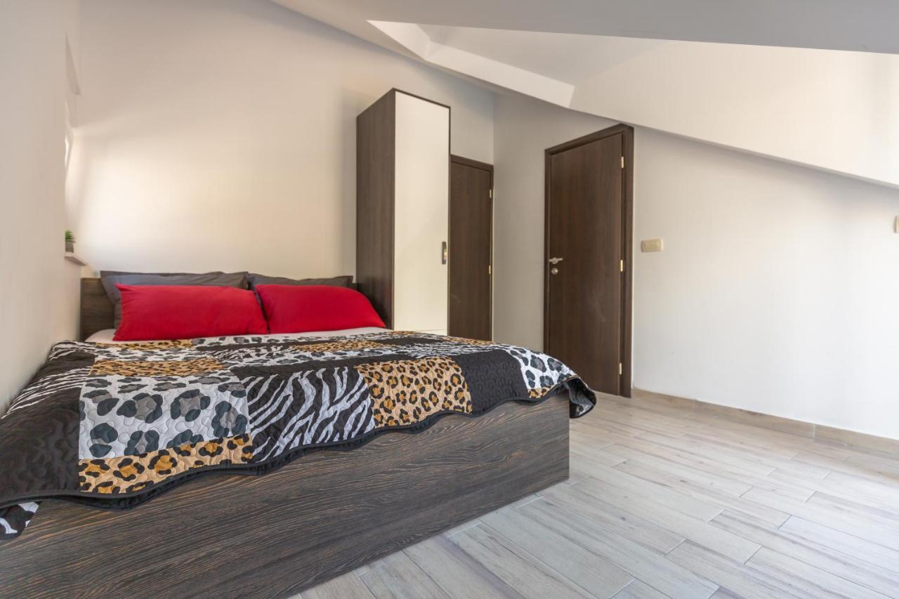 Apartamento Ferdo 2 Makarska Exterior foto